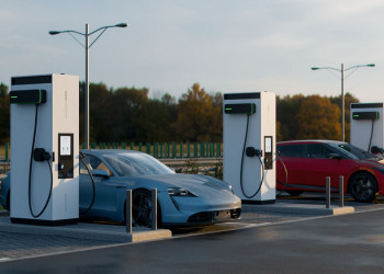 Des conseils pour partir en vacances sereinement en voiture électrique