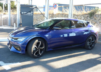 Des conseils pour effectuer de longs trajets en voiture électrique en France en 2025