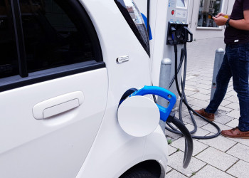 Peut-on parcourir de longues distances avec un véhicule électrique?
