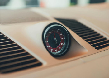 Des conseils de sécurité au volant lors des vagues de chaleur de l'été