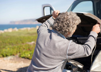 Panne sur la route des vacances : attention aux arnaques au dépannage sur l'autoroute