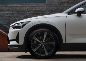 La majorité des propriétaires de voitures électriques préféreraient utiliser des pneus spécifiques