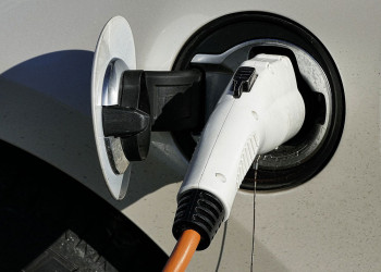 Les automobilistes Français ne sont pas prêts à passer à la voiture électrique en 2023