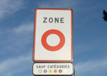 Le déploiement des Zones à Faibles Émissions influence les décisions d'achat automobile des Français