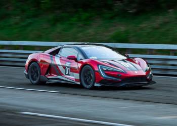 La supercar Yangwang U9 établit un record mondial de vitesse en électrique de 472,41 km/h