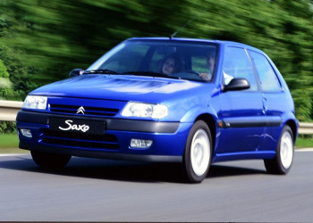 La petite sportive Citroën Saxo VTS célèbre ses 30 ans