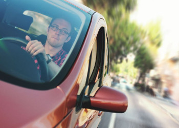 La voiture reste un outil central d'autonomie mais devient de moins en moins accessible