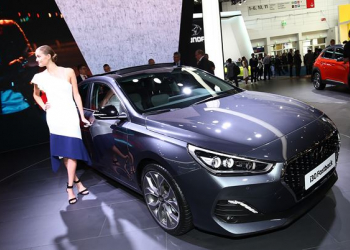 Les hôtesses du salon de l'automobile de Francfort 2017