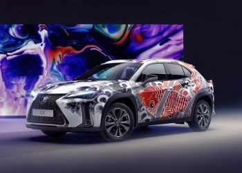 Un Lexus UX tatoué en hommage au savoir-faire traditionnel Japonais