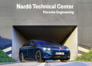 La Volkswagen ID.7 Pro S parcourt 941 km sur une seule charge de batterie lors d'un test d'efficience