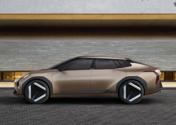 Kia Concept EV4: un concept de berline quatre portes électrique au style avant-gardiste