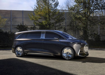 Le showcar Mercedes-Benz Vision V donne un aperçu d'un grand monospace ultra haut de gamme