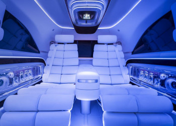 Le showcar Mercedes-Benz Vision V donne un aperçu d'un grand monospace ultra haut de gamme