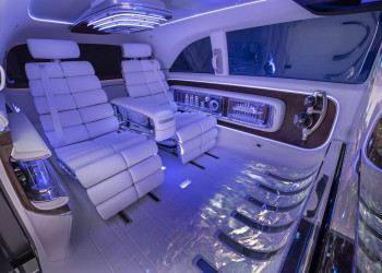 Le showcar Mercedes-Benz Vision V donne un aperçu d'un grand monospace ultra haut de gamme