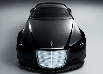 Le showcar Mercedes-Benz Vision Iconic incarne l'essence de Mercedes-Benz pour une nouvelle ère