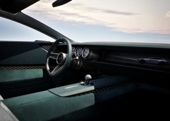 Le concept Vision X-Coupé incarne l'évolution du langage du design de Mazda