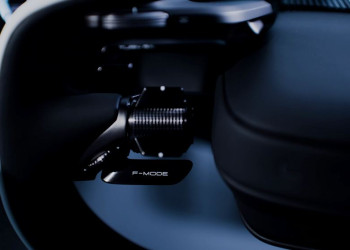 Le Lexus LFA Concept est un concept de voiture de sport électrique à batterie