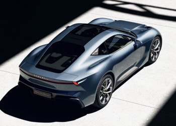 Le concept GT « Time to Shine » de Lynk & Co constitue une déclaration d'intention