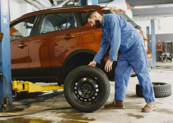 Des manquements en matière d'information sur les prix des prestations d'entretien ou de réparation automobile