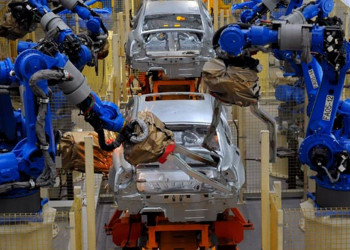 Industrie automobile : restons connectés au présent