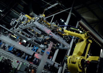 Ford assemble des packs Batterie pour Capri et Explorer dans son usine d'assemblage de Cologne