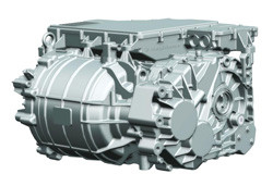 Le module de propulsion intégré iDM220 BorgWarner développe une puissance de 250 kW