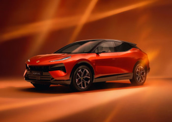 La technologie hybride X Hybrid de Lotus de 952 ch repose sur une architecture 900V