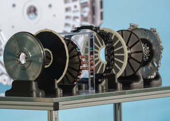 Le moteur à flux axial permet une performance maximale dans le plus petit espace possible