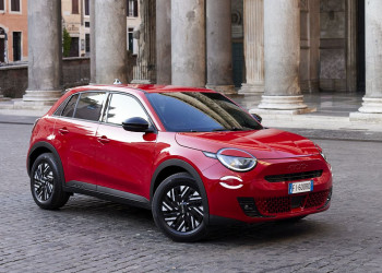 La Fiat 600e électrique vise la mobilité urbaine italienne