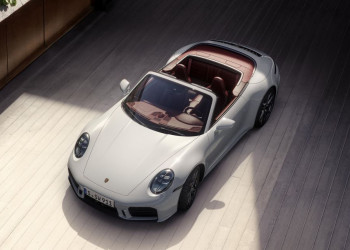 La Porsche 911 Cabriolet Carrera S embarque un bloc 3.0 litres turbocompressé de 480 ch
