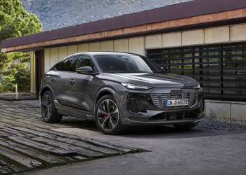L'Audi Q6 Sportback e-tron électrique se singularise par un arrière dynamique