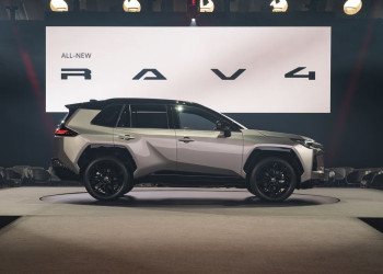 La sixième génération du Toyota RAV4 Hybride arbore un design extérieur robuste