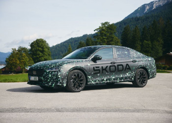 La quatrième génération de la Skoda Superb proposée en carrosserie berline à hayon