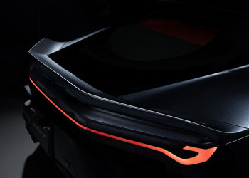 La Toyota GR GT adopte une structure tout en aluminium associée à un V8 biturbo de 4.0 litres