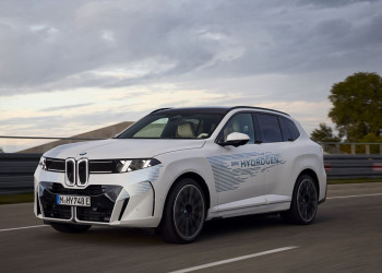 La BMW iX5 Hydrogen à pile à combustible à hydrogène soumis à un programme d'essais complet