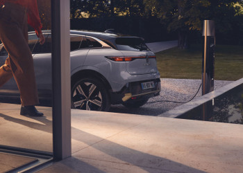 Plug Inn: une application communautaire de recharge de véhicules électriques sur bornes privées