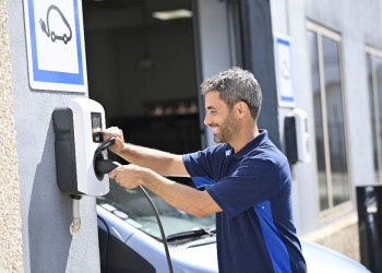 129 505 points de recharge électrique ouverts au public en France (04/2024)