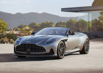 L'Aston Martin DB12 Volante embarque un moteur V8 4.0 litres Twin-Turbo de 680 ch