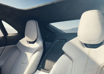 La berline de grand tourisme Lotus Emeya fait partie des GT électriques les plus rapides au monde