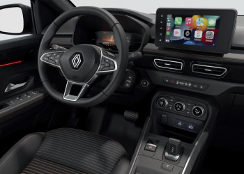Le Renault Kardian affiche un look de petit SUV affirmé avec une silhouette robuste