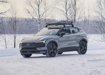 Le SUV électrique Volvo EX30 Cross Country est conçu pour circuler sur les terrains accidentés
