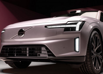 La grande routière Volvo ES90 électrique mélange les genres