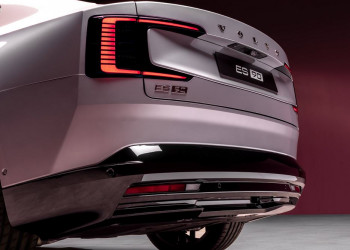 La grande routière Volvo ES90 électrique mélange les genres