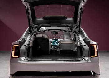 La grande routière Volvo ES90 électrique mélange les genres