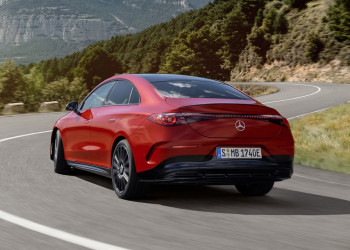 La Mercedes-Benz CLA électrique avec technologie EQ repose sur un système de 800 volts