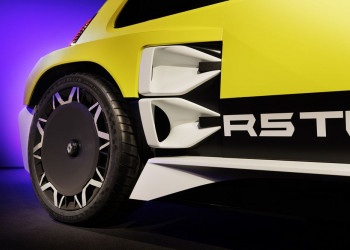 La Renault 5 Turbo 3E affiche des performances de supercar électrique