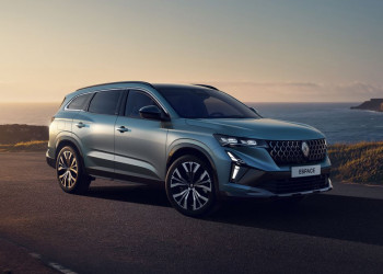 Le Renault Espace modernise son style en profondeur avec le langage design de la marque