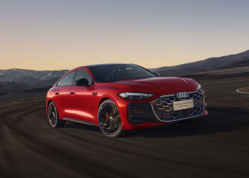 L'Audi A5L Sportback affiche les proportions dynamiques typiques d'une Audi Sportback