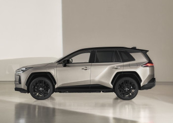 La sixième génération du Toyota RAV4 arbore un design extérieur robuste
