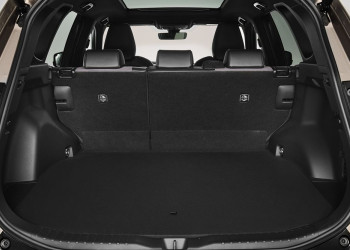 La sixième génération du Toyota RAV4 arbore un design extérieur robuste